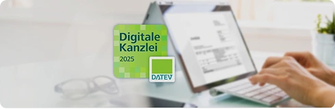 Logo Digitale Kanzlei mir Laptop im Hintergrund